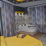 Royal Hotel