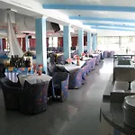 Royal Hotel