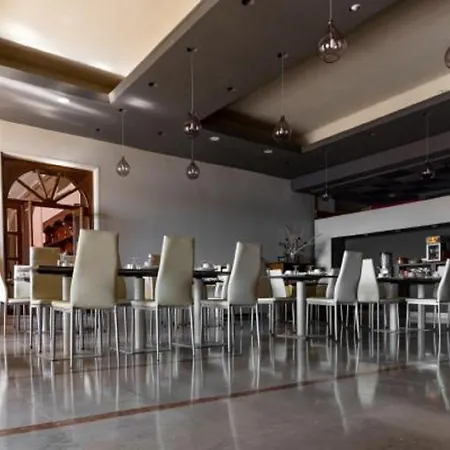 皇家酒店 3*