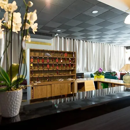 Royal Hotel 3*