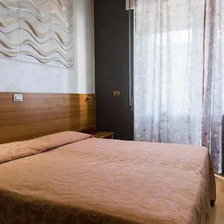 Hotell Royal 3*